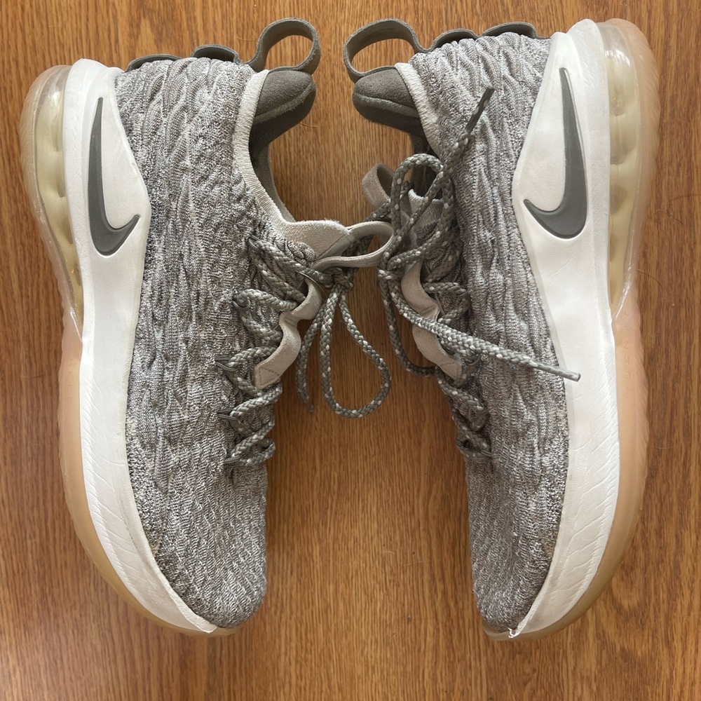 Nike Lebron 15 Low Light Bone Sneakers